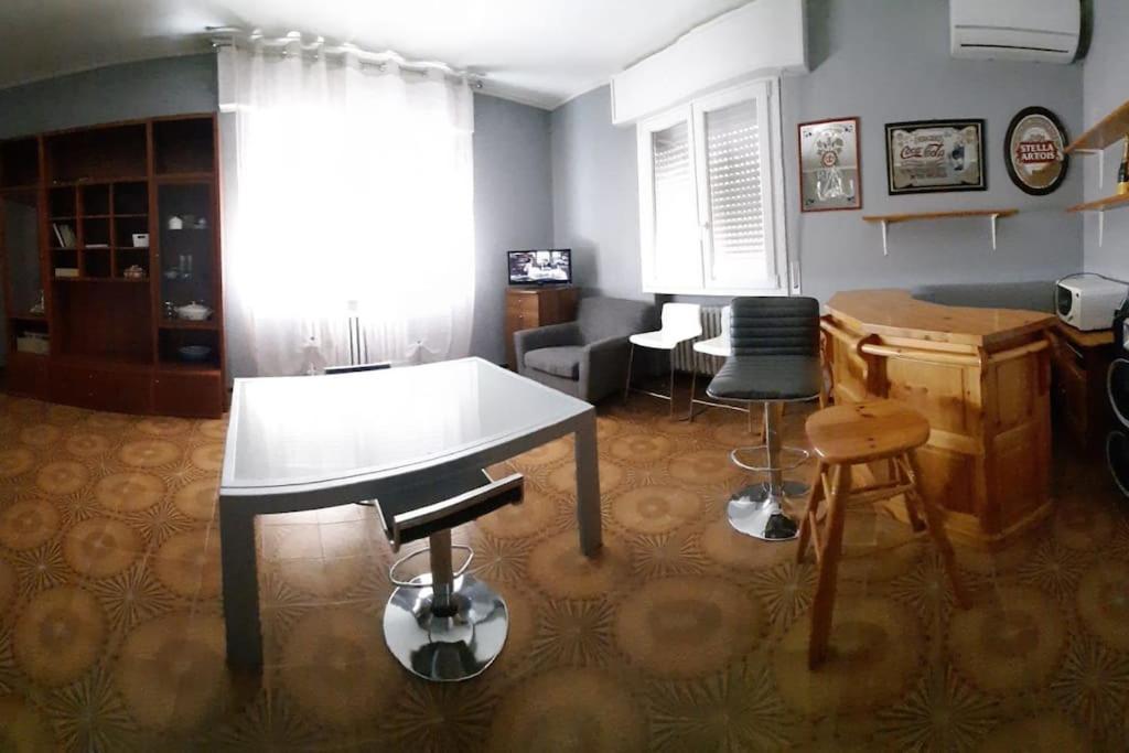 Il Leprotto - Room & Breakfast Altedo Luaran gambar