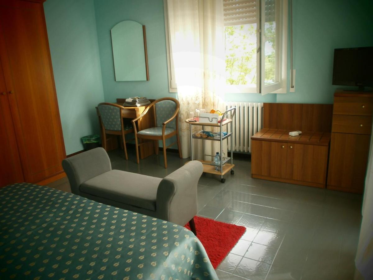 Il Leprotto - Room & Breakfast Altedo Luaran gambar